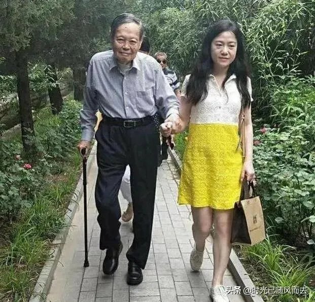翁帆为何会嫁给杨振宁?