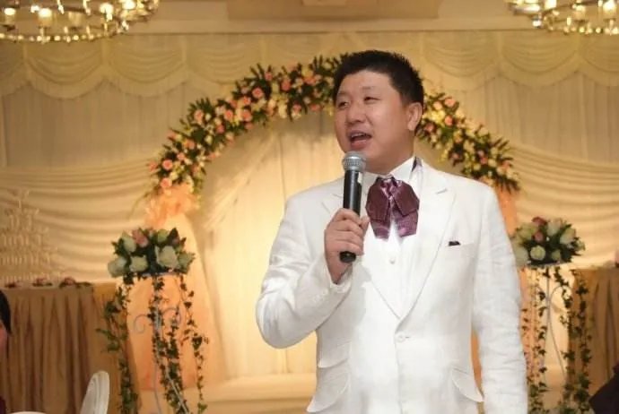 2018婚礼主持词简短版 婚礼主持词怎么说更好