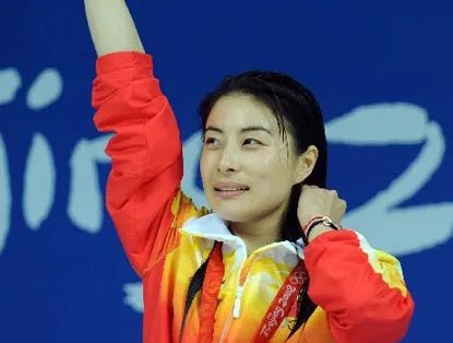 霍家百亿资产,郭晶晶还接代言,霍启刚:不参与内斗,你咋看?