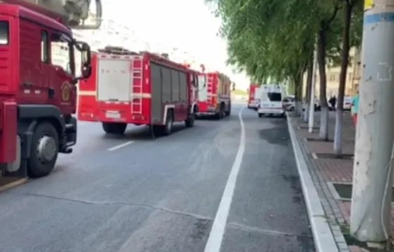 伤亡不明!哈尔滨一居民楼突发爆炸,当时的情况如何?