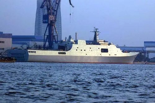 071型船坞登陆舰用途是什么?