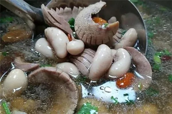 杜仲猪腰汤怎么烧 杜仲猪腰汤的做法
