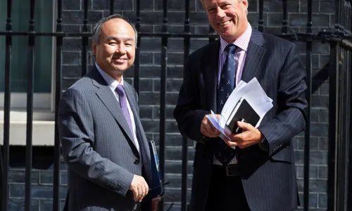 日本软银集团最大股东是谁?