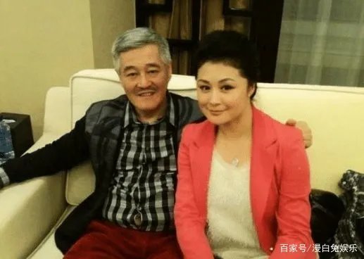 马丽娟出席于月仙追悼会,为什么赵本山没有去?