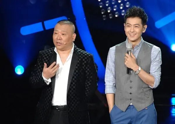 林志颖与郭德纲是一样大吗?为什么两者看起来年龄差距很大?