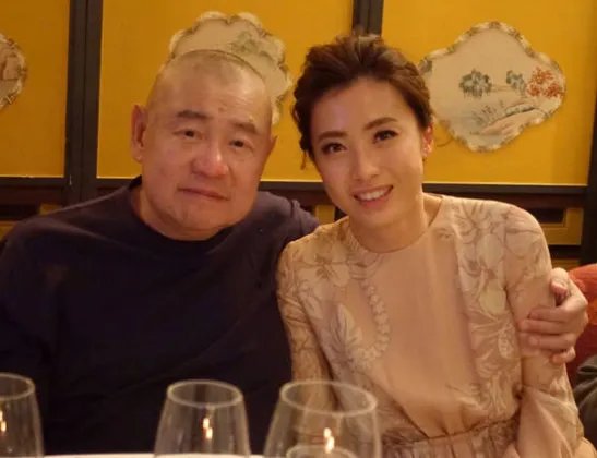 郭晶晶的父亲和甘比的父亲,同样是阔太爸爸,生活水平差别为何这么大呢?