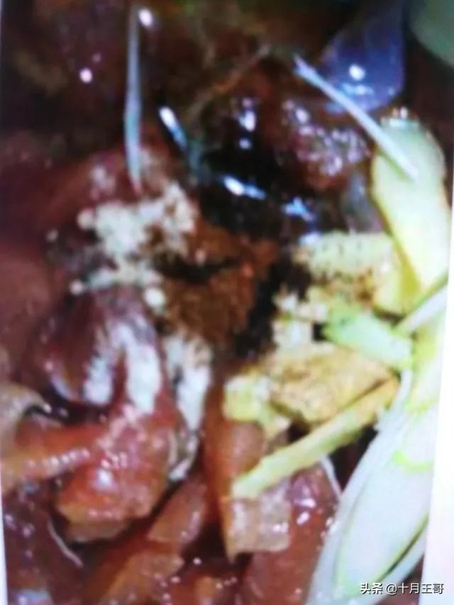 鲁菜系的山东酥肉哪做的最有特色?