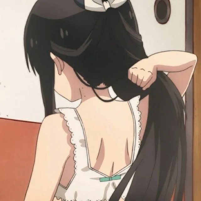 有没有唯美好看的女生背影插画图片？