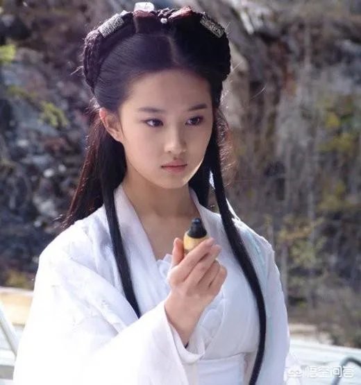 神雕侠侣版本那么多,为什么还是感觉李若彤版的小龙女最经典漂亮?