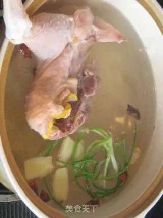 香沙芋炖鸡