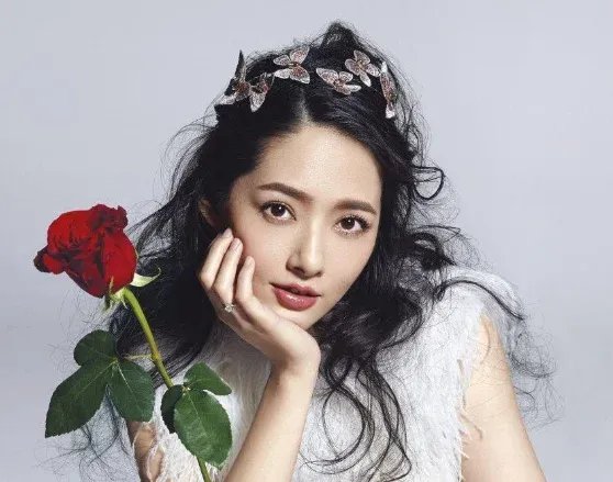 郭碧婷爸爸被气到退网，如何看待郭碧婷和向佐的婚姻？