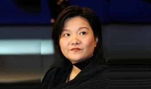 陈凯歌前妻农村豪宅意外曝光,娱乐圈大佬的前妻究竟有多壕?