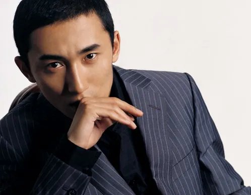 颜丹晨的老公是谁? 详细揭秘其演艺经历