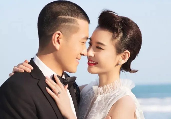 黄圣依撒娇杨子:你别搞我啊!他们之间的感情究竟如何?