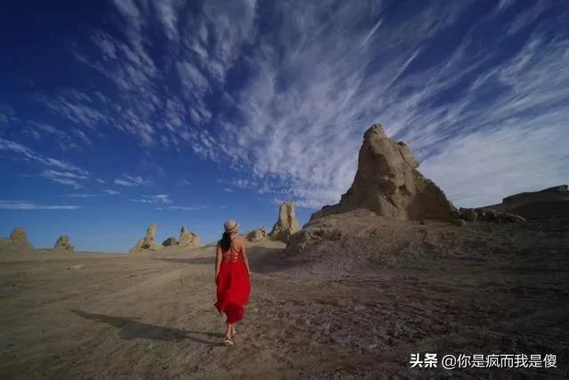 脸一般,身材好,会穿衣服,算是美女吗?