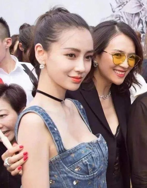 章子怡夸杨颖的演技,杨颖是如何回应的?