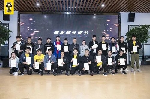 学私人教练要多少钱?