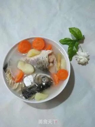 红萝卜鲩鱼汤