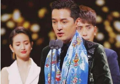 林依晨谈胡歌留学都讲了些什么?