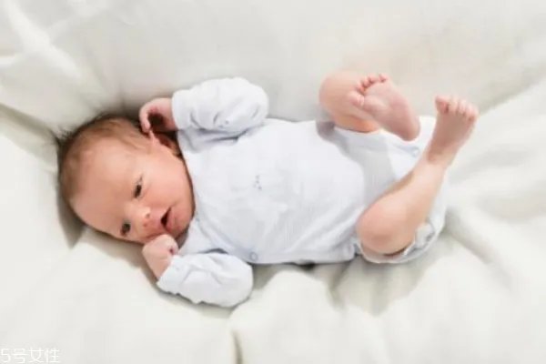 立冬来临新生宝宝如何保暖