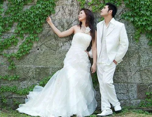 如何自己拍婚纱照 自己拍婚纱照的技巧