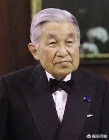 日本天皇退位,是天皇权力大还是首相权力大?两者之间有什么关系?