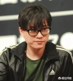 方文山和林夕谁的作词功力更强?你怎样评价他们两人的写词?