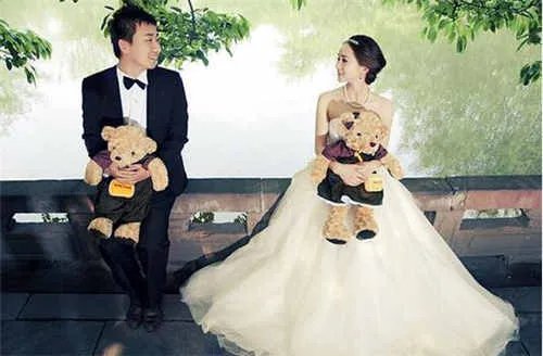 2018成都哪家婚纱摄影好 成都前十名口碑好的婚纱影层推荐