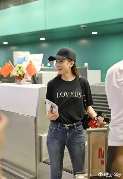 宋祖儿甜美形象霸屏,怎样才能像她一样穿出青春活力范儿?