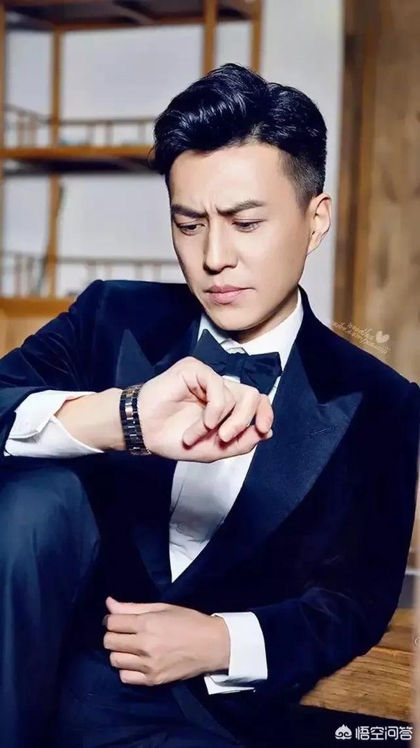 2018东方卫视跨年晚会中,各明星的表演有什么亮点?