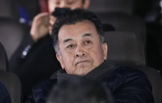 曾经的少将黄宏,免职后就被带走,这几年他的状况令人唏嘘,发生了什么?