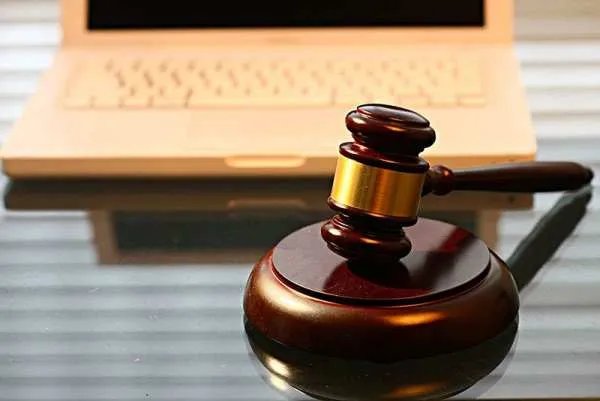 李心草案件前期调查取证过程中是否有履职不到位的情况?