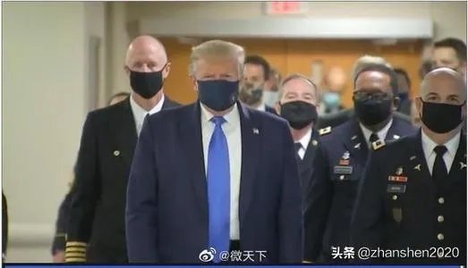 特朗普首次在公共场合戴上了口罩是由于幕僚的劝说,您怎么认为?