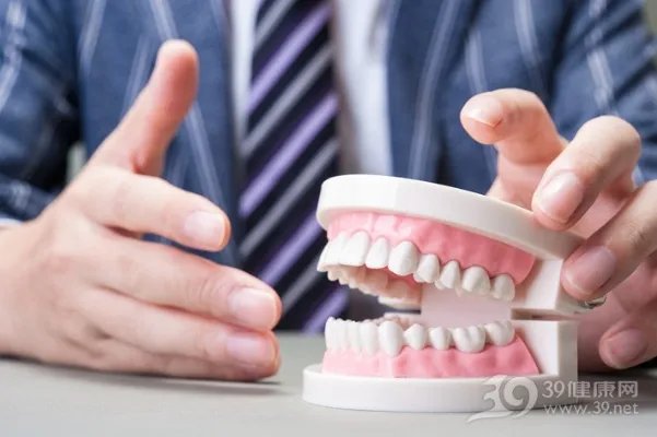 口臭也是肝病一大信号!教你“识破”肝病前兆