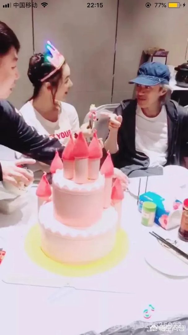 “星爷”陪“林允”庆生,是在“美人鱼2”剧组吗?