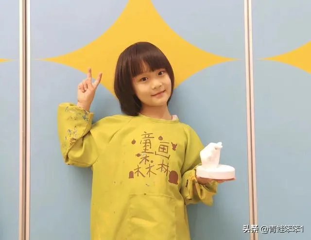 高级男装店服务顾客买衣服的叫什么