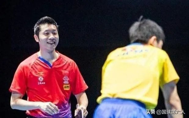 总决赛男单四强之后,许昕点评整场比赛以及张本智和,他都说了什么,你怎么看?