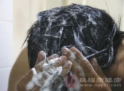如何治头发脱落