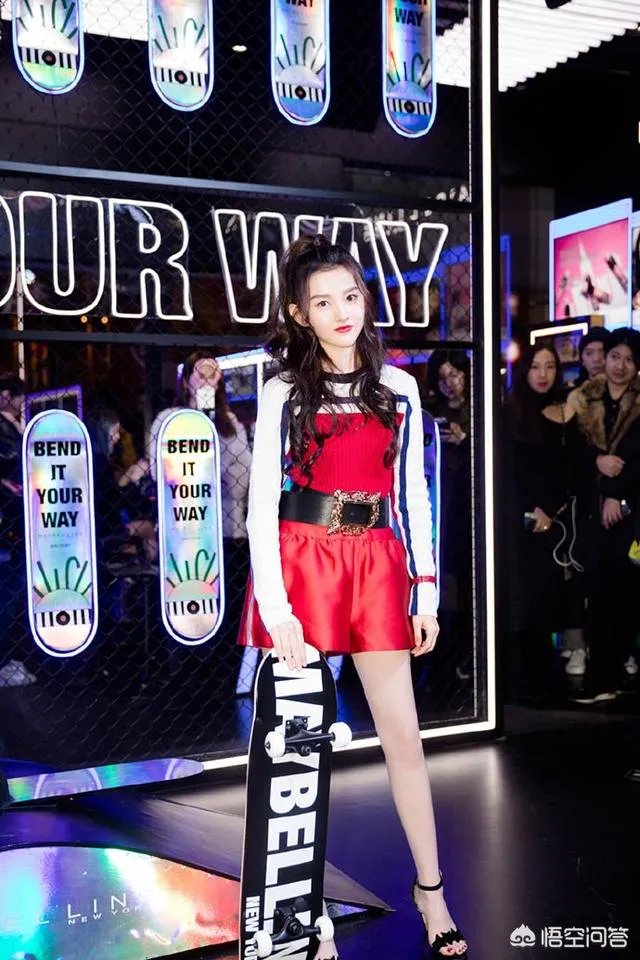 宋祖儿甜美形象霸屏,怎样才能像她一样穿出青春活力范儿?