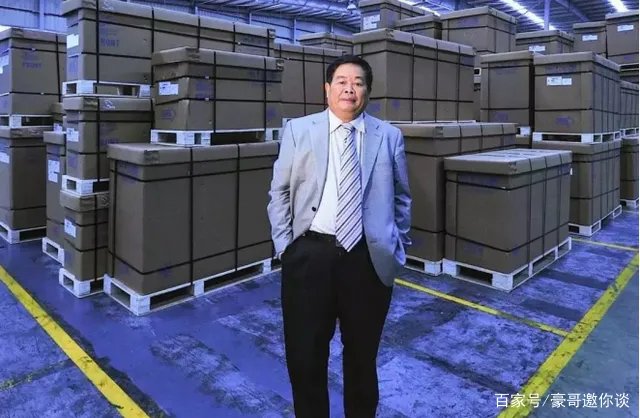 “玻璃大王”曹德旺:家有豪宅和美酒,为何子女却不常登门 ?