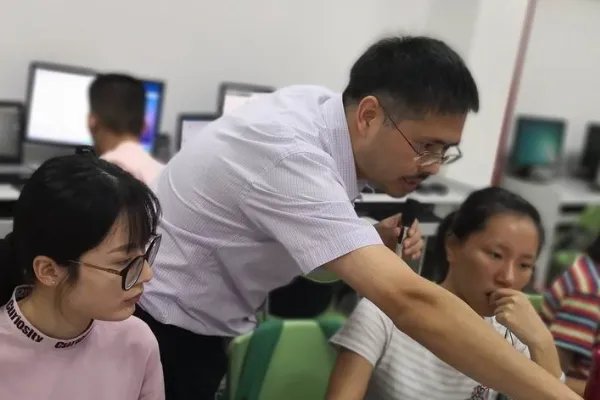 大数据培训机构排名前十