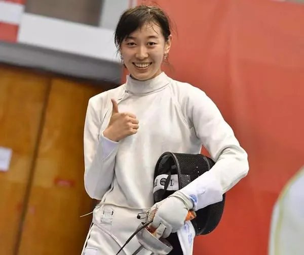 如何评价女子重剑决赛孙一文在决一剑时刻战胜德国对手拿到了中国的奥运第三金?
