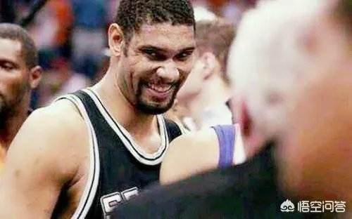 作为NBA传统强队,马刺老板霍尔特为何是联盟最穷的老板?