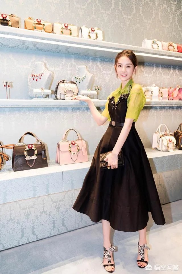 宋祖儿甜美形象霸屏,怎样才能像她一样穿出青春活力范儿?