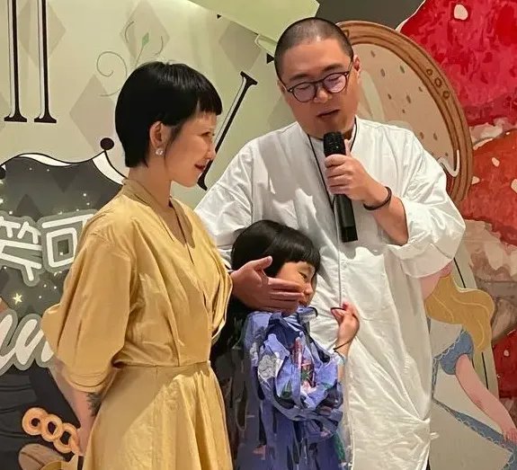 郝劭文女友林宁瑞的身份是什么?他们二人的感情如何?