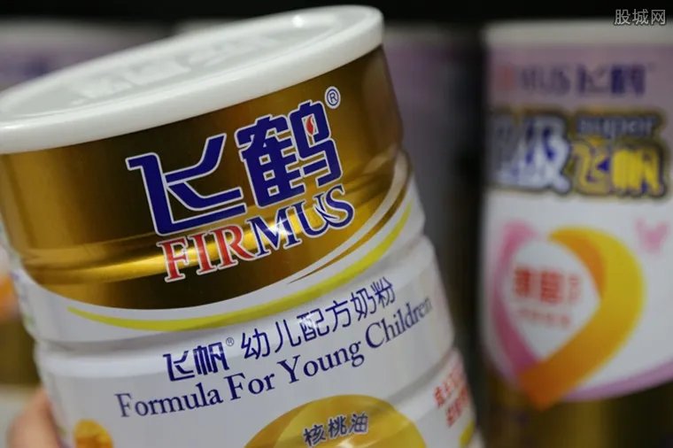 国产奶粉哪个牌子好 2017口碑最好的国产奶粉品牌