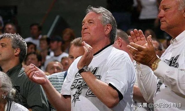 作为NBA传统强队,马刺老板霍尔特为何是联盟最穷的老板?
