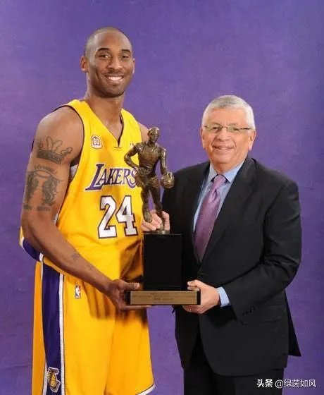 为什么感觉科比去世影响力比NBA前总裁斯特恩还要大?