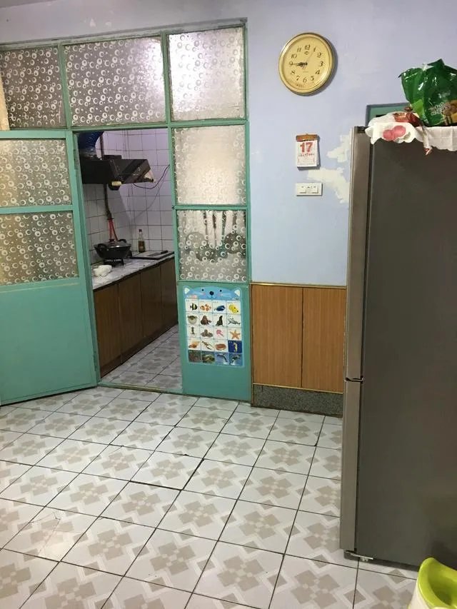 翻新68平米老旧二手房,反差太大,婆婆以为走错门