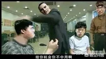 草莓直播称“如果是RNG夺冠就更完美了”,你觉得他是王思聪口中的皇杂吗?